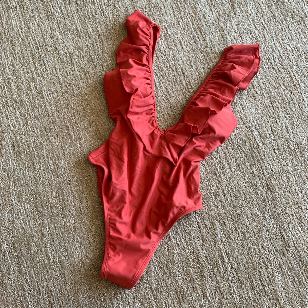 Demi’s swimwear one piece